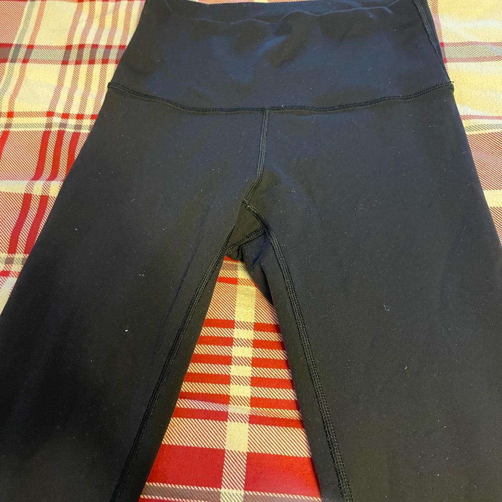 Gently used Lulu Lemon black leggings